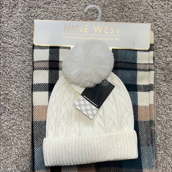 Nine West Accessories - NWT Nine West Beanie and Plaid Scarf Set